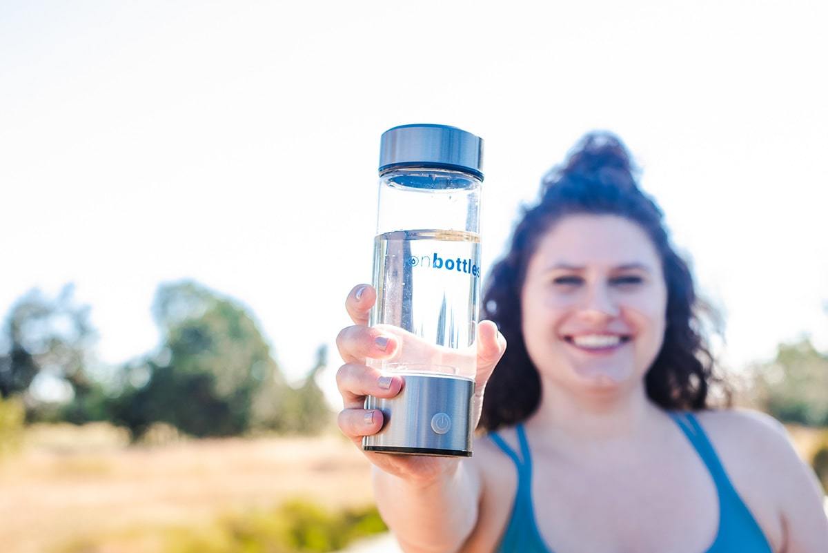 Drink Your Way To A Healthier You: 5 Ways Hydrogen Water Is High Antioxidant Water | ionBottles